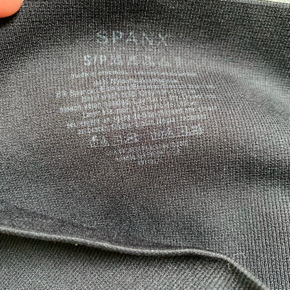 Spanx Look at Me Now Black Cropped Leggings - Picture 6 of 6